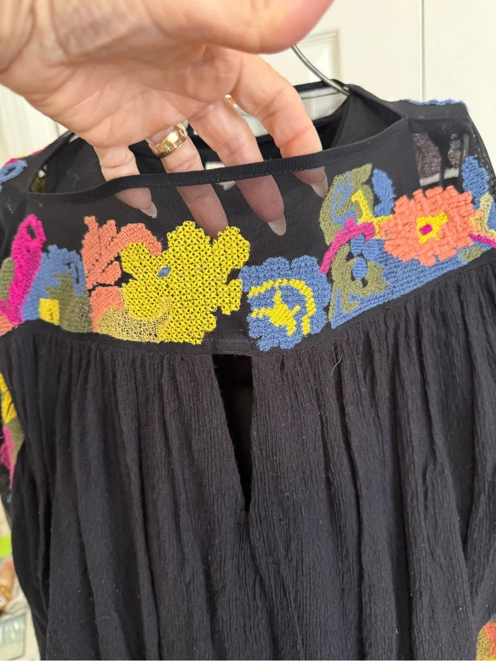 Free People Black Crop Top with Multicolor Floral Embroidery small BoHo blouse - Picture 4 of 10